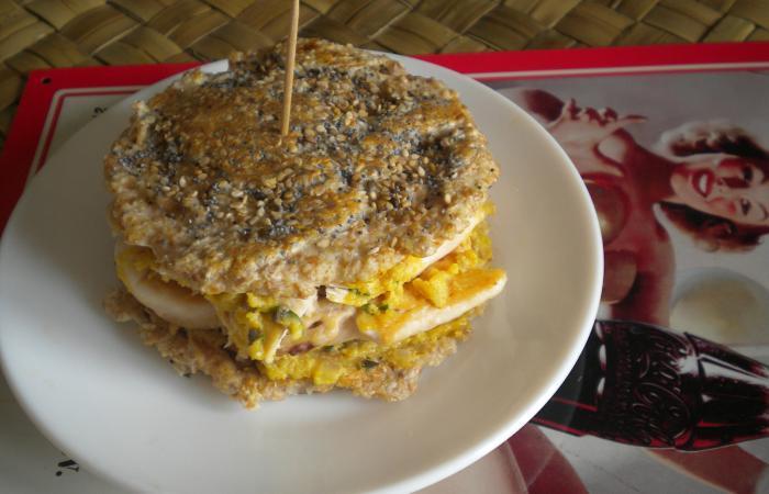 Rgime Dukan (recette minceur) : Burger express au poulet #dukan https://www.proteinaute.com/recette-burger-express-au-poulet-10016.html