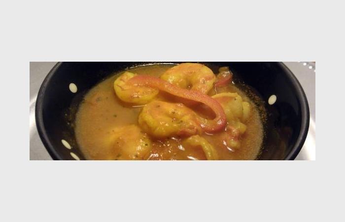 Rgime Dukan (recette minceur) : Soupe potiron, poivron et crevettes au curry #dukan https://www.proteinaute.com/recette-soupe-potiron-poivron-et-crevettes-au-curry-10074.html
