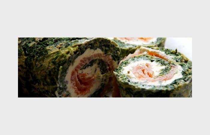 Rgime Dukan (recette minceur) : Roul aux pinards et au saumon #dukan https://www.proteinaute.com/recette-roule-aux-epinards-et-au-saumon-10307.html