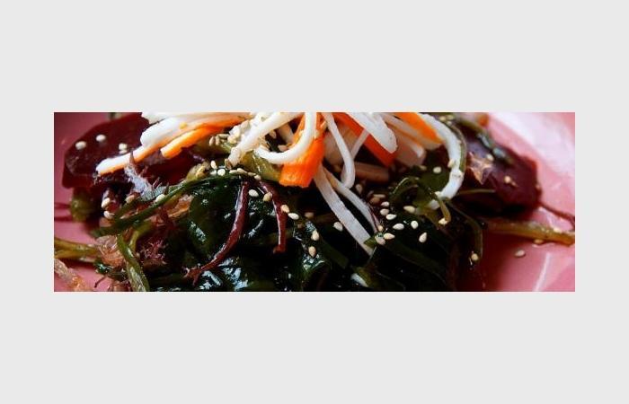 Rgime Dukan (recette minceur) : Salade d'algues au surimi #dukan https://www.proteinaute.com/recette-salade-d-algues-au-surimi-11041.html