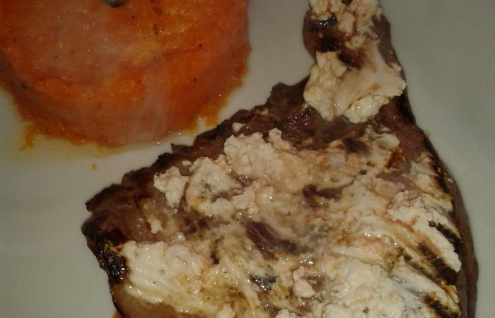 Rgime Dukan (recette minceur) : Steak faon fromagre accompagner de sa pure de carotte #dukan https://www.proteinaute.com/recette-steak-facon-fromagere-accompagner-de-sa-puree-de-carotte-11269.html
