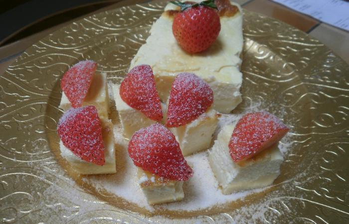 Rgime Dukan (recette minceur) : Carrs  la fraise #dukan https://www.proteinaute.com/recette-carres-a-la-fraise-11504.html