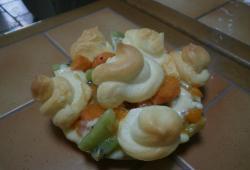 Recette Dukan : Dessert fruit aux vraies meringues sur lit de crme patissire