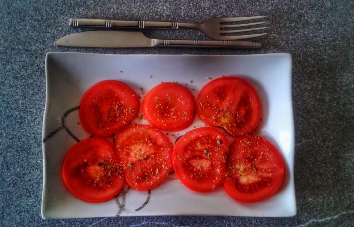 Rgime Dukan (recette minceur) : Carpaccio de tomates #dukan https://www.proteinaute.com/recette-carpaccio-de-tomates-11625.html