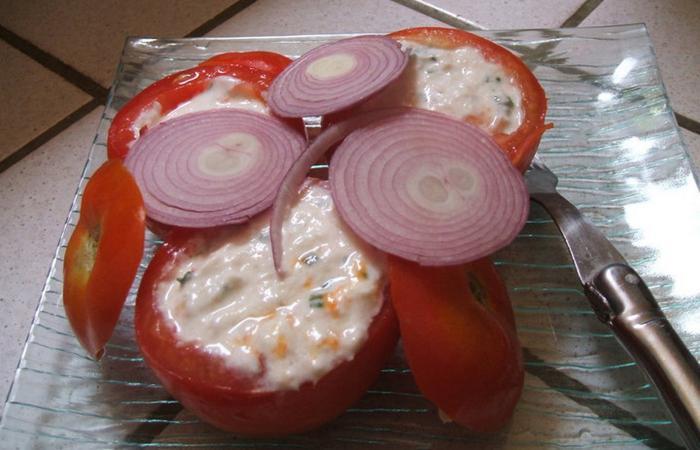 Rgime Dukan (recette minceur) : Tomate fraiche farcie au crabe  #dukan https://www.proteinaute.com/recette-tomate-fraiche-farcie-au-crabe-1165.html