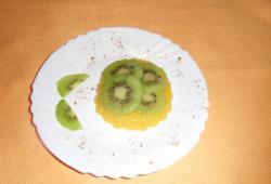 Recette Dukan : Carpaccio de kiwi sur gele de mangue