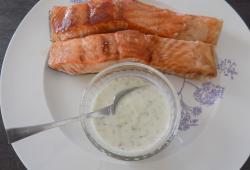 Photo Dukan Pavs de saumon laqus, sauce au bleu