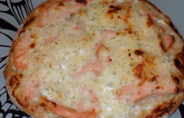 Rgime Dukan (recette minceur) : Pizza nordique #dukan https://www.proteinaute.com/recette-pizza-nordique-12431.html