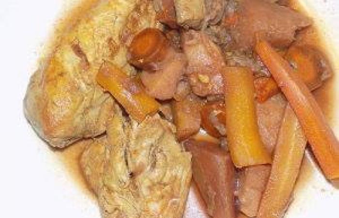 Rgime Dukan (recette minceur) : Curry de poulet aux lgumes racines  #dukan https://www.proteinaute.com/recette-curry-de-poulet-aux-legumes-racines-13057.html