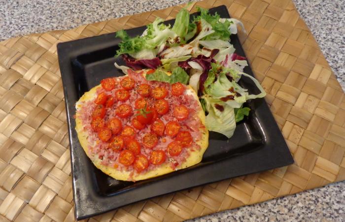 Rgime Dukan (recette minceur) : Pizza aux tomates cerises #dukan https://www.proteinaute.com/recette-pizza-aux-tomates-cerises-13473.html