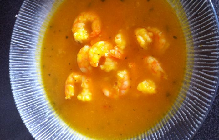 Rgime Dukan (recette minceur) : Soupe potimarron et crevettes  #dukan https://www.proteinaute.com/recette-soupe-potimarron-et-crevettes-13524.html