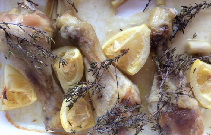 Rgime Dukan (recette minceur) : Pilons de poulet au thym & citron #dukan https://www.proteinaute.com/recette-pilons-de-poulet-au-thym-citron-14021.html