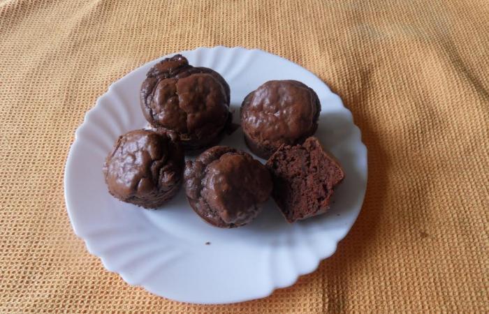 Rgime Dukan (recette minceur) : Tendre gateau au chocolat #dukan https://www.proteinaute.com/recette-tendre-gateau-au-chocolat-1549.html