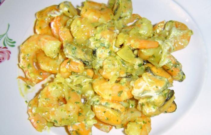 Rgime Dukan (recette minceur) : Crevettes et Moules  la Saintongeaise Dudu #dukan https://www.proteinaute.com/recette-crevettes-et-moules-a-la-saintongeaise-dudu-1693.html