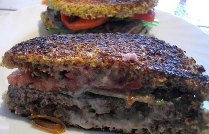 Rgime Dukan (recette minceur) : Cheese burger dudu #dukan https://www.proteinaute.com/recette-cheese-burger-dudu-1765.html