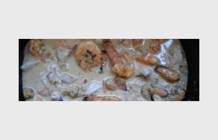 Rgime Dukan (recette minceur) : Crevettes au lait de coco et leurs fruits de mer  #dukan https://www.proteinaute.com/recette-crevettes-au-lait-de-coco-et-leurs-fruits-de-mer-279.html
