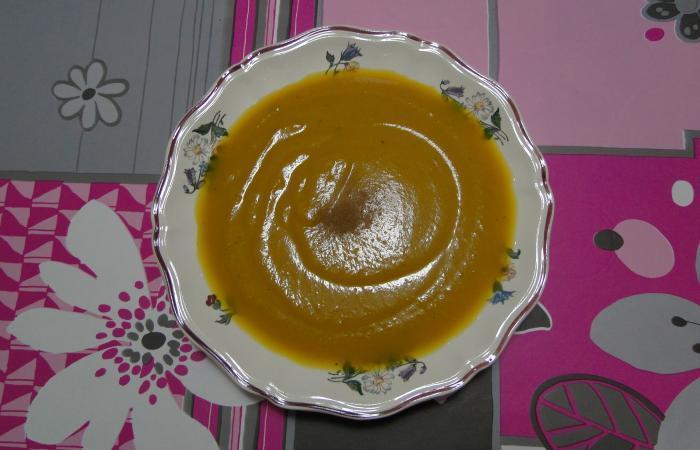 Rgime Dukan (recette minceur) : Soupe au potiron #dukan https://www.proteinaute.com/recette-soupe-au-potiron-2913.html