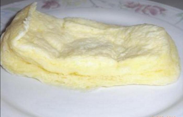 Régime Dukan (recette minceur) : Gâteau rapido bien chaud #dukan https://www.proteinaute.com/recette-gateau-rapido-bien-chaud-3099.html