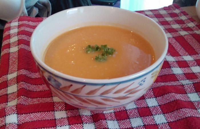 Rgime Dukan (recette minceur) : Soupe de courge #dukan https://www.proteinaute.com/recette-soupe-de-courge-3256.html