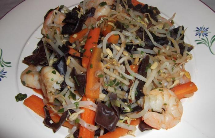 Rgime Dukan (recette minceur) : Mli-mlo de crevettes et lgumes faon rouleau de printemps #dukan https://www.proteinaute.com/recette-meli-melo-de-crevettes-et-legumes-facon-rouleau-de-printemps-3820.html
