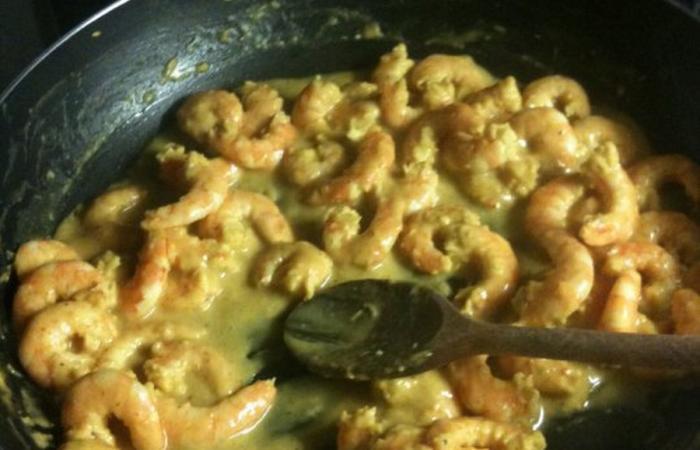 Rgime Dukan (recette minceur) : Crevettes curry et lait de coco #dukan https://www.proteinaute.com/recette-crevettes-curry-et-lait-de-coco-388.html