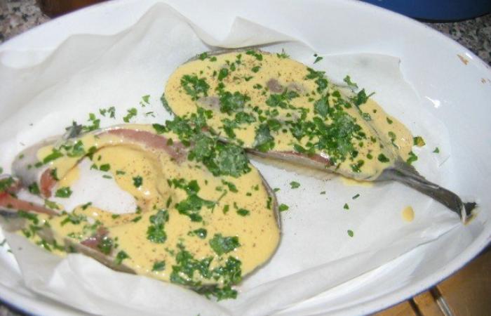 Rgime Dukan (recette minceur) : Darnes de saumon lgres #dukan https://www.proteinaute.com/recette-darnes-de-saumon-legeres-496.html