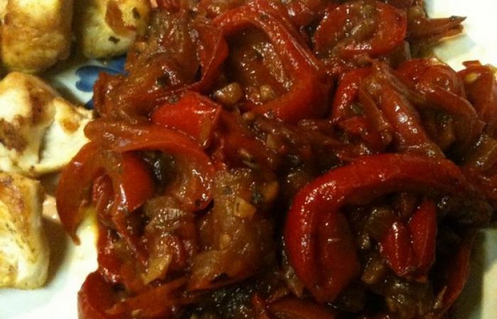 Rgime Dukan (recette minceur) : Pole de poivrons rouges et tomates #dukan https://www.proteinaute.com/recette-poelee-de-poivrons-rouges-et-tomates-5613.html