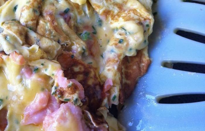 Rgime Dukan (recette minceur) : Omelette au saumon fum #dukan https://www.proteinaute.com/recette-omelette-au-saumon-fume-5974.html
