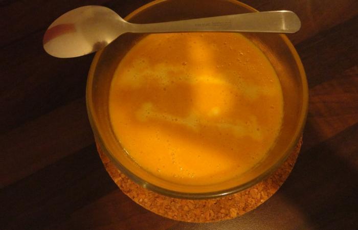 Rgime Dukan (recette minceur) : Soupe d'Halloween #dukan https://www.proteinaute.com/recette-soupe-d-halloween-6190.html