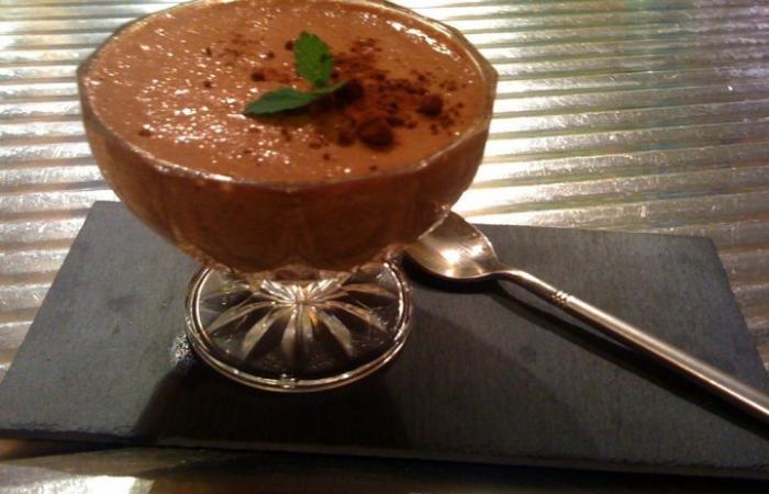 Rgime Dukan (recette minceur) : Mousse au chocolat vanille #dukan https://www.proteinaute.com/recette-mousse-au-chocolat-vanillee-645.html