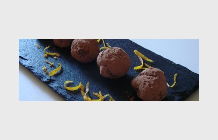 Régime Dukan (recette minceur) : Truffes de Noël #dukan https://www.proteinaute.com/recette-truffes-de-noel-6644.html