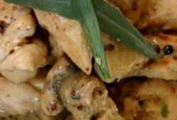 Recette Dukan : Languettes de poulet  l'estragon et aux champignons