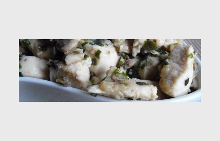 Rgime Dukan (recette minceur) : Poulet aux champignons de Paris et carrs frais #dukan https://www.proteinaute.com/recette-poulet-aux-champignons-de-paris-et-carres-frais-6919.html