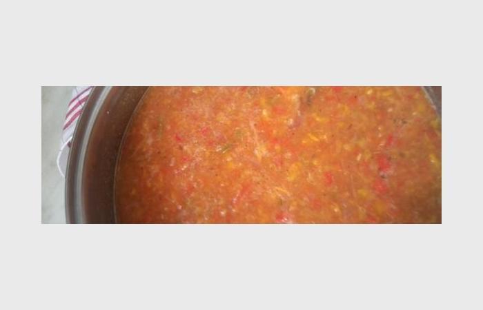 Rgime Dukan (recette minceur) : Soupe de poivrons rtis #dukan https://www.proteinaute.com/recette-soupe-de-poivrons-rotis-7291.html