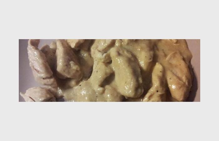 Rgime Dukan (recette minceur) : Poulet au curry   #dukan https://www.proteinaute.com/recette-poulet-au-curry-7375.html