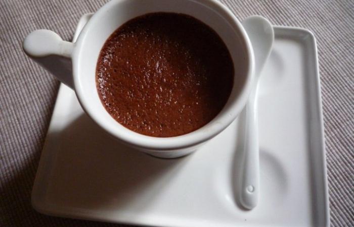 Rgime Dukan (recette minceur) : Mousse chocolate au lait #dukan https://www.proteinaute.com/recette-mousse-chocolatee-au-lait-784.html