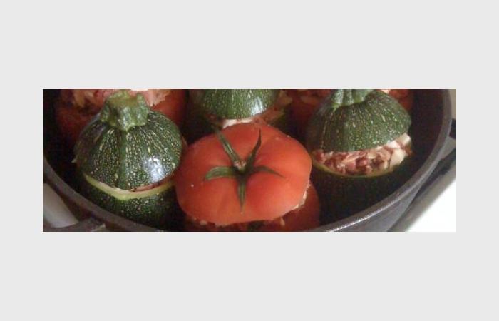 Rgime Dukan (recette minceur) : Tomates et courgettes farcies #dukan https://www.proteinaute.com/recette-tomates-et-courgettes-farcies-8157.html