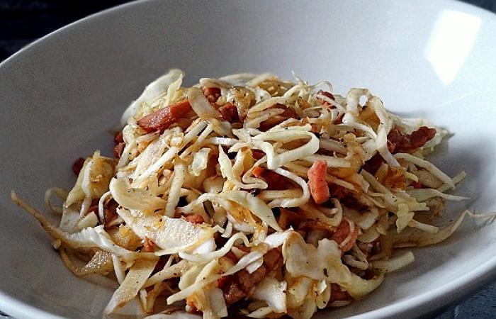 Rgime Dukan (recette minceur) : Salade de chou blanc au vinaigre chaud #dukan https://www.proteinaute.com/recette-salade-de-chou-blanc-au-vinaigre-chaud-8249.html