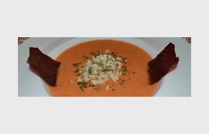 Rgime Dukan (recette minceur) : Soupe froide daubergines et son croustillant de viande des Grisons #dukan https://www.proteinaute.com/recette-soupe-froide-d-aubergines-et-son-croustillant-de-viande-des-grisons-8522.html