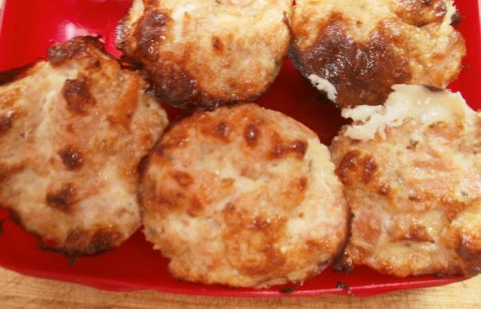 Rgime Dukan (recette minceur) : Muffins au saumon #dukan https://www.proteinaute.com/recette-muffins-au-saumon-8900.html