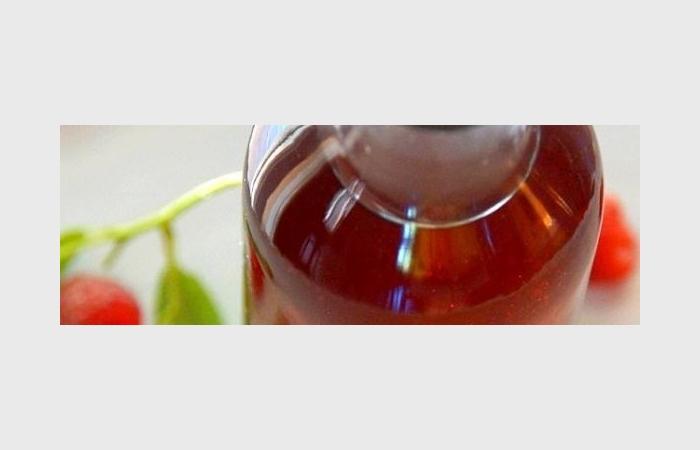Rgime Dukan (recette minceur) : Vinaigre de framboises (condiment) #dukan https://www.proteinaute.com/recette-vinaigre-de-framboises-condiment-9083.html