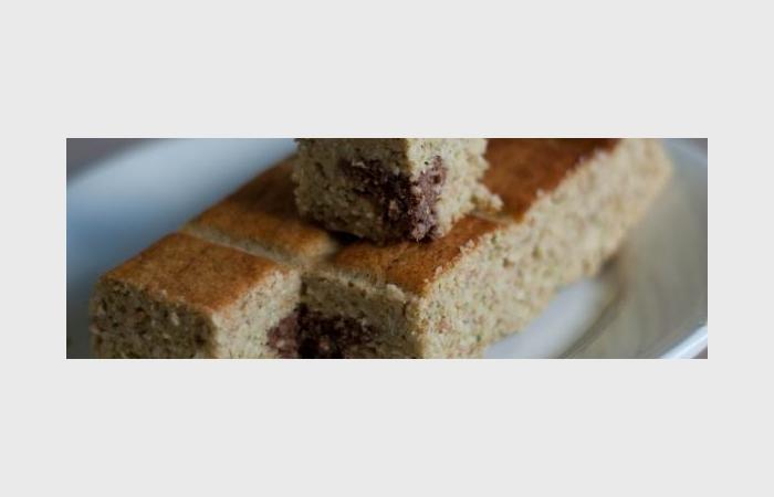 Régime Dukan (recette minceur) : Moelleux pistache courgette et cacao #dukan https://www.proteinaute.com/recette-moelleux-pistache-courgette-et-cacao-9135.html