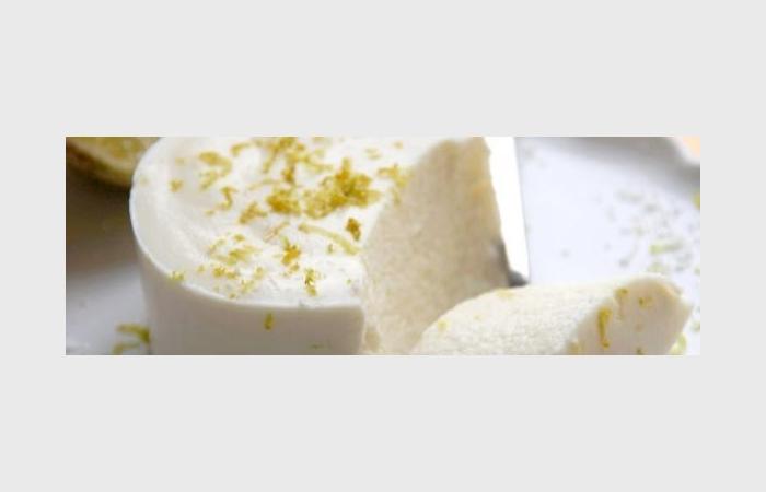 Régime Dukan (recette minceur) : Coconut au citron vert (entremet) #dukan https://www.proteinaute.com/recette-coconut-au-citron-vert-entremet-9542.html