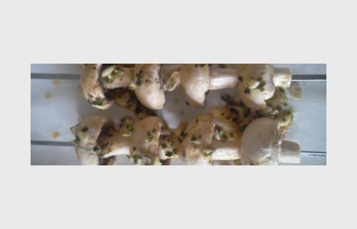 Rgime Dukan (recette minceur) : Champignons pics en brochette #dukan https://www.proteinaute.com/recette-champignons-epices-en-brochette-9569.html