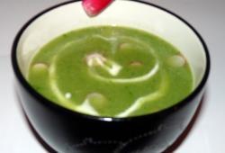 Rgime Dukan, la recette Soupe courgettes et fanes de radis