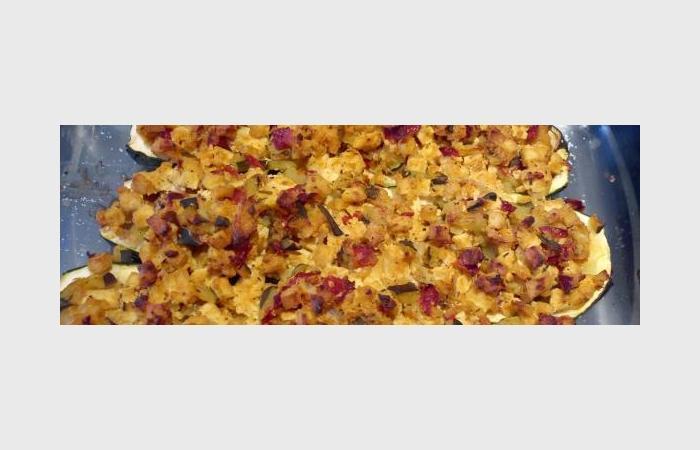 R�gime Dukan (recette minceur) : Courgettes farcies au tofu ferme #dukan https://www.proteinaute.com/recette-courgettes-farcies-au-tofu-ferme-10042.html