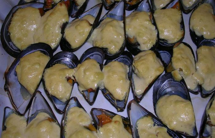 Moules gratin�es � l'a�oli