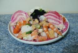 Recette Dukan : Salade de cabillaud et crevettes sur carpaccio de betterave chioggia