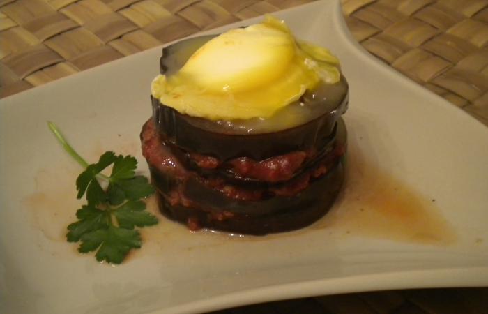 Régime Dukan (recette minceur) : Millefeuilles d'aubergine à la bolognaise #dukan https://www.proteinaute.com/recette-millefeuilles-d-aubergine-a-la-bolognaise-10110.html