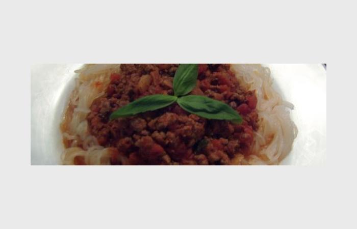 Rgime Dukan (recette minceur) : Ptes (shirataki) sauce bolognaise et basilic #dukan https://www.proteinaute.com/recette-pates-shirataki-sauce-bolognaise-et-basilic-10325.html